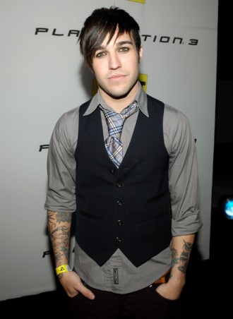 boy cuts on girls. Fall Out Boy Pete Wentz is